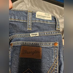 Wrangler flare bottom cowgirl jeans